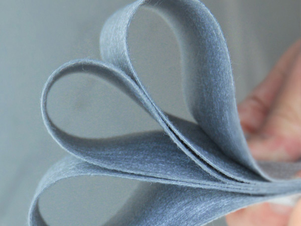 聚乙烯丙(涤)纶高分子防水卷材